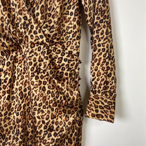 Zara Leopard Print Wrap top, ruched side, long sleeve mini dress - size M - Picture 4 of 10